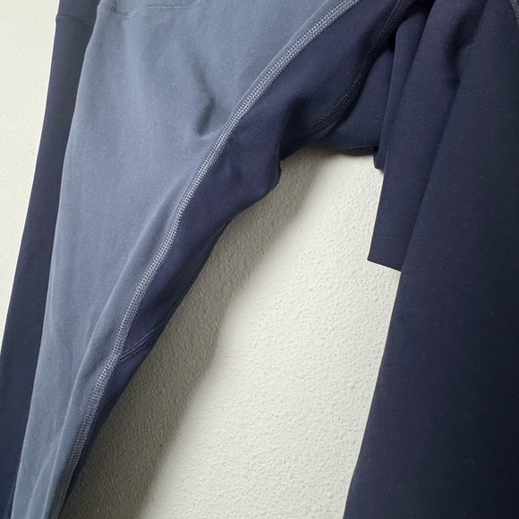 Athleta Transcend Colorblock 7/8 Tight - Picture 12 of 15